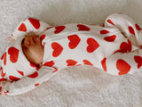 Bundle Of Love: Why Darkness Helps Newborns Sleep Deeper